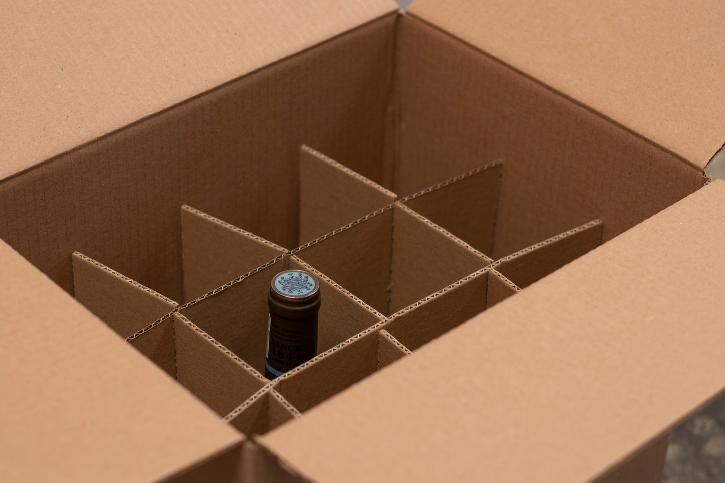 Wine box - 12 bottles